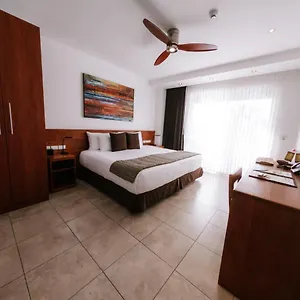 Cucuve 4* Puerto Ayora (Galapagos Islands)
